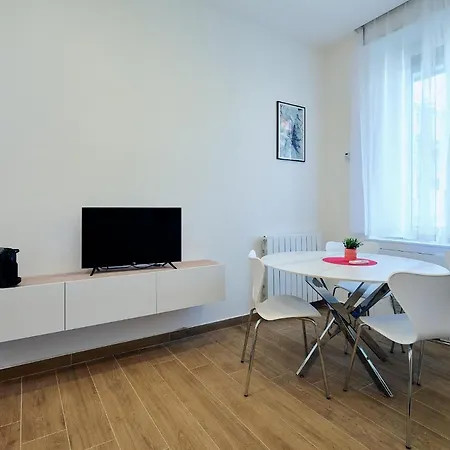 Suity I Cozy Leila Apartment Milan Exterior photo